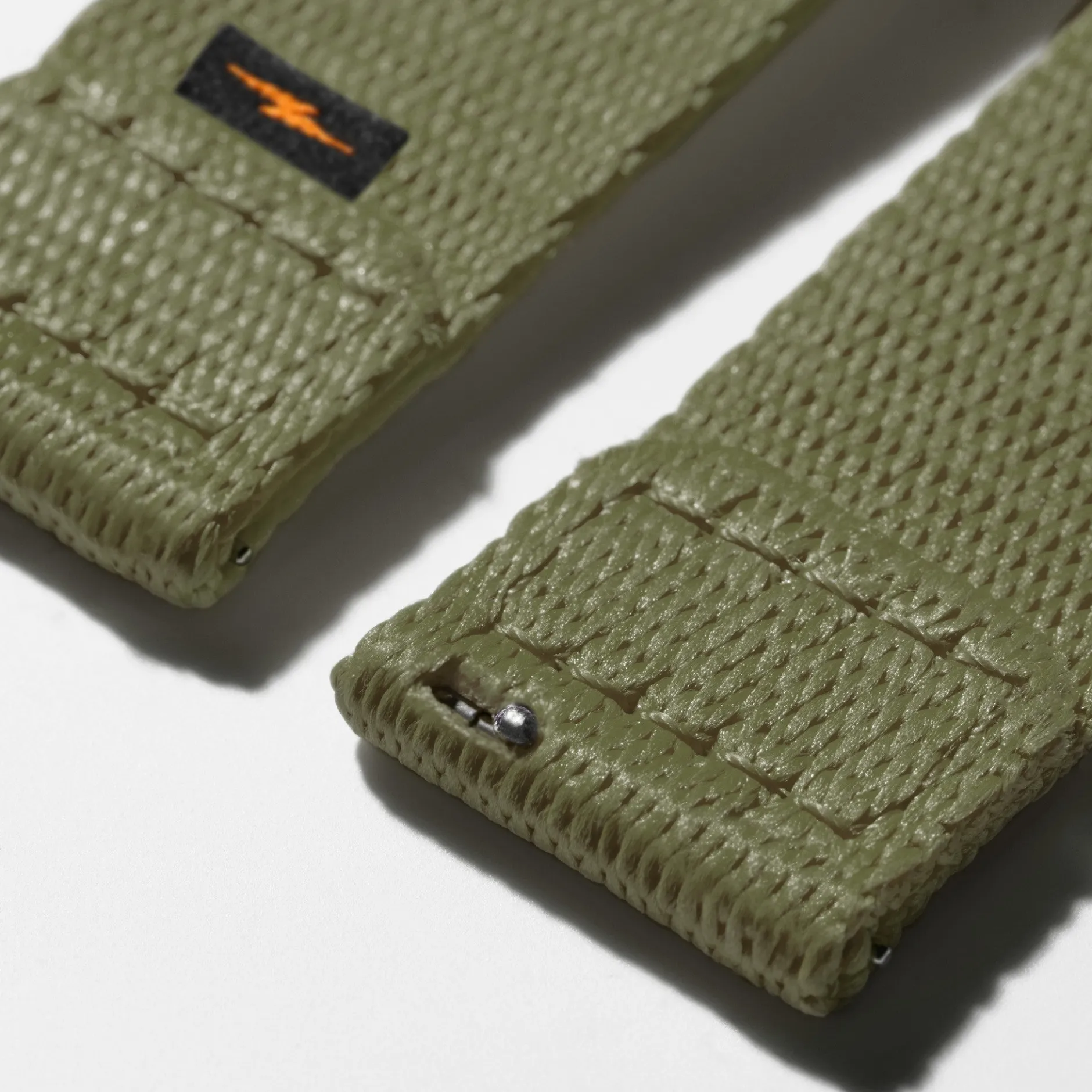 New Shinola 20mm Khaki Split Nylon Apple Watch Strap